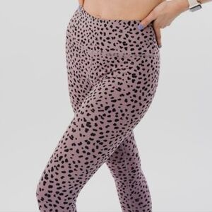 ZYIA Active Lilac Jaguar Fit and Free High-Rise Spotted Leggings Size 2
